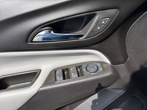 Used 2024 Chevrolet Equinox LT w/ LPO, Floor Liner Package AWD/4WD image 21