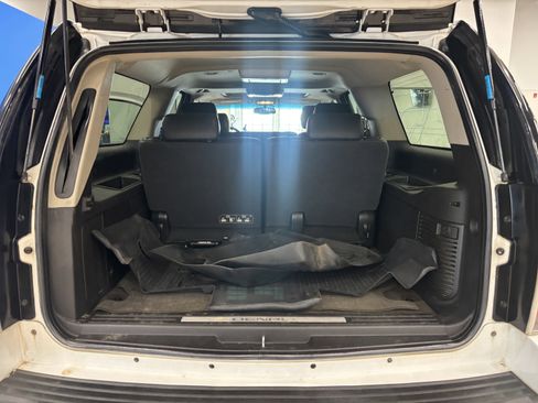 Used 2011 GMC Yukon XL Denali image 9