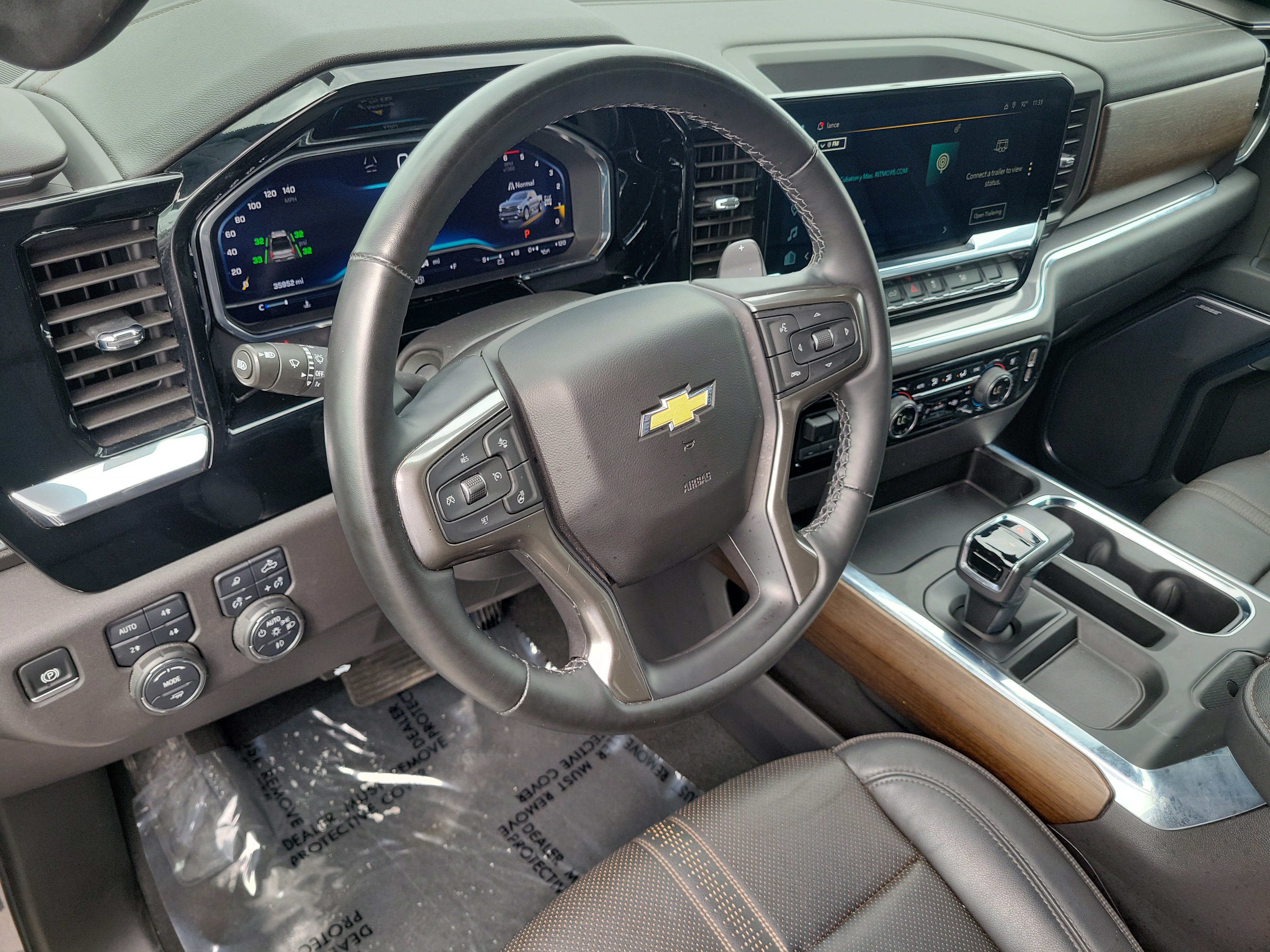 Used 2024 Chevrolet Silverado 1500 High Country AWD/4WD image 14