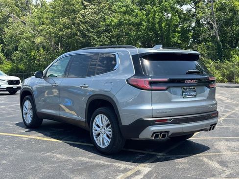 Used 2026 GMC Acadia Elevation w/ Elevation Premium Package FWD image 7
