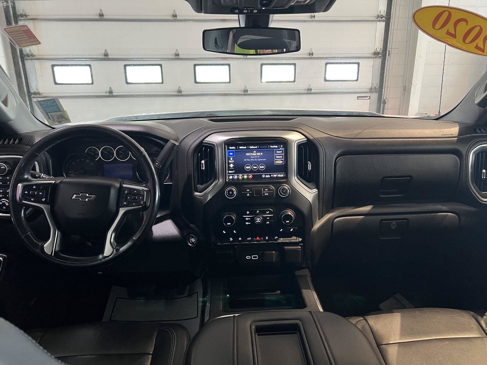 Used 2020 Chevrolet Silverado 1500 RST AWD/4WD image 16