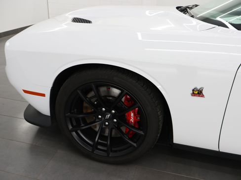 Used 2021 Dodge Challenger R/T Scat Pack w/ Dynamics Package RWD image 34