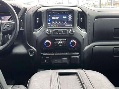 Used 2020 GMC Sierra 1500 Denali w/ Denali Ultimate Package image 13