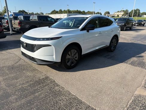 Used 2025 Nissan Murano SL AWD/4WD image 8