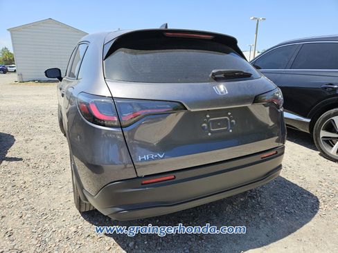 Used 2024 Honda HR-V LX image 9