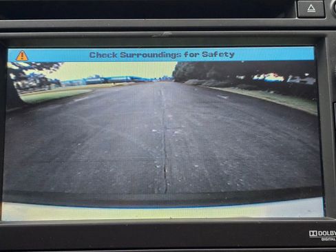 Used 2010 Chevrolet Suburban LTZ image 38