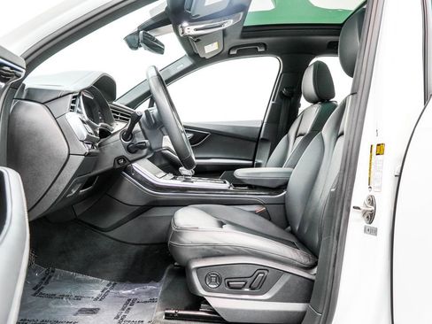 Used 2025 Audi Q7 3.0T Premium Plus AWD/4WD image 17