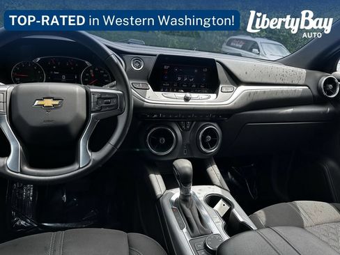 Used 2021 Chevrolet Blazer LT AWD/4WD image 26