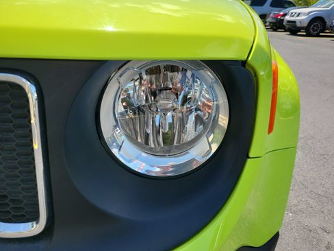 Used 2017 Jeep Renegade Sport w/ Power & Air Group FWD image 10