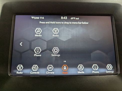 Used 2020 Jeep Cherokee Latitude Plus w/ Cold Weather Group AWD/4WD image 24