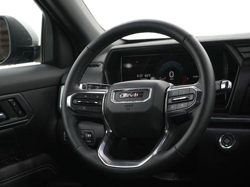 Used 2026 GMC Terrain Elevation w/ LPO, Floor Liner Package AWD/4WD image 14