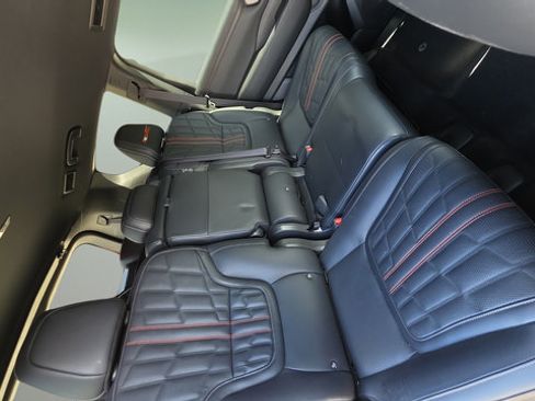 Used 2025 Nissan Armada PRO-4X AWD/4WD image 20