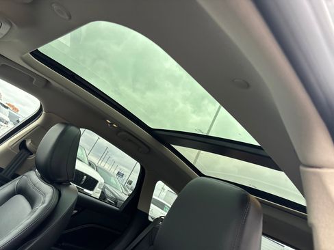 New 2026 Lincoln Corsair Reserve w/ Jet Appearance Package FWD image 26