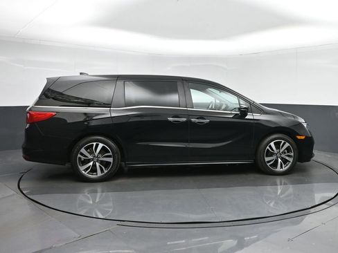 Used 2023 Honda Odyssey Touring image 8