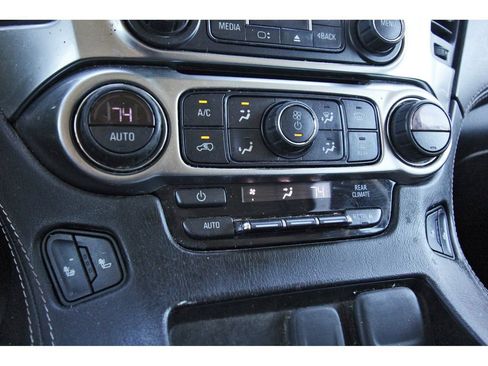 Used 2019 Chevrolet Tahoe LT image 24