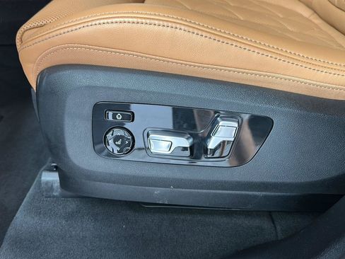 New 2026 BMW X5 xDrive50e w/ Executive Package AWD/4WD image 9
