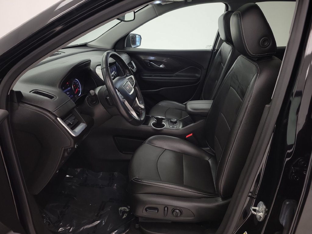 Used 2024 GMC Terrain SLT AWD/4WD image 12
