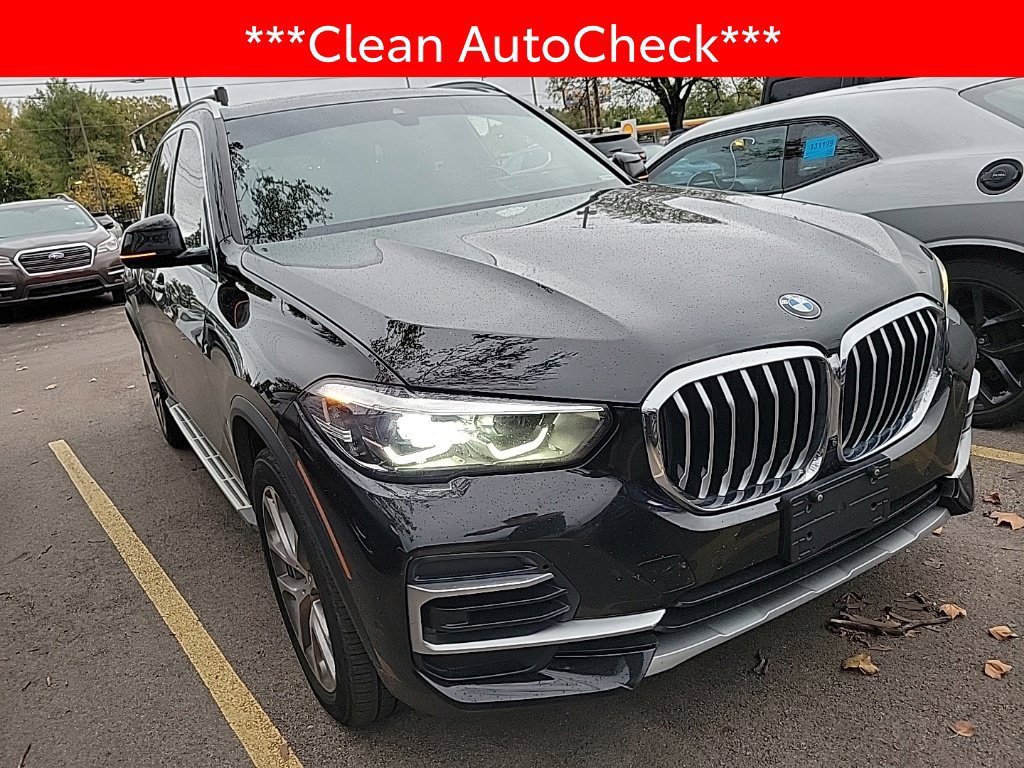 Used 2023 BMW X5 xDrive40i AWD/4WD image 3