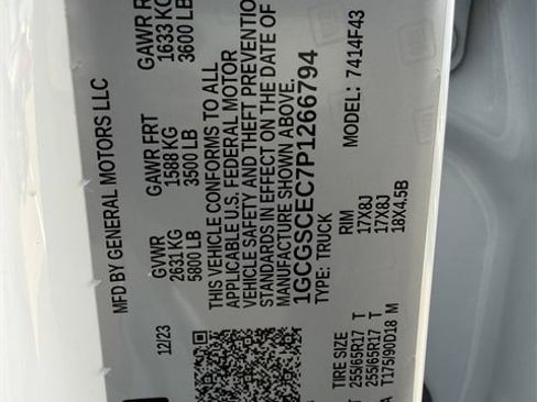 Used 2023 Chevrolet Colorado LT w/ LT Convenience Package image 32