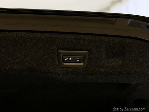 Certified 2024 BMW 530i xDrive w/ Convenience Package image 30