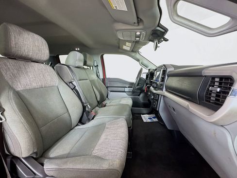 Used 2023 Ford F150 XLT image 32