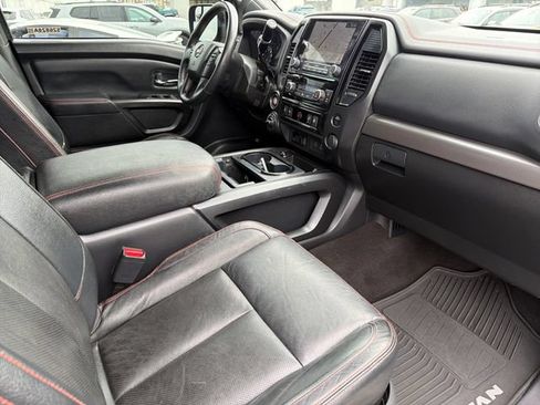 Used 2020 Nissan Titan PRO-4X w/ Pro-4x Convenience Package AWD/4WD image 24