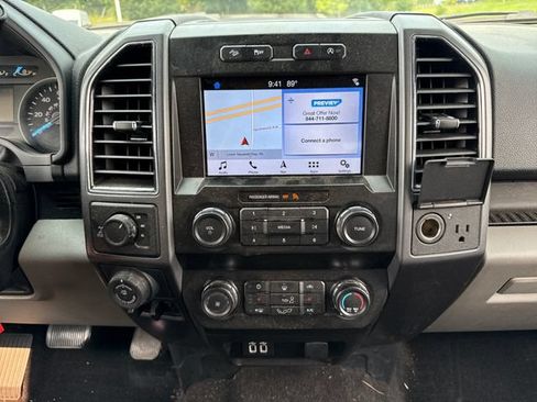 Used 2019 Ford F150 XLT w/ Equipment Group 302A Luxury AWD/4WD image 23