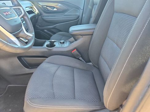 Used 2022 GMC Terrain SLE w/ Driver Convenience Package image 15