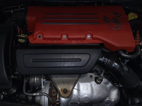 Used 2017 FIAT 500 Abarth w/ Popular Equipment Package image 30