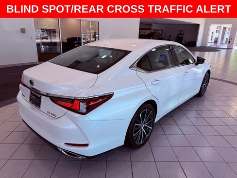 Certified 2024 Lexus ES 350 w/ Premium Package FWD image 7