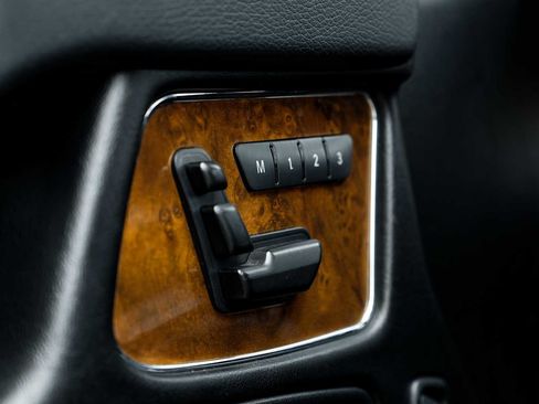 Used 2013 Mercedes-Benz G 550 image 43