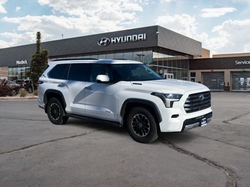 Used 2023 Toyota Sequoia Limited w/ TRD Off-Road Package image 7