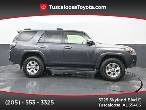 Used 2021 Toyota 4Runner SR5 Premium image 1