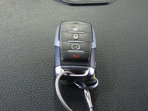 Used 2024 RAM 1500 Laramie AWD/4WD image 19
