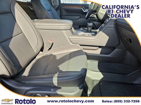 Used 2025 GMC Sierra 1500 Denali w/ Technology Package AWD/4WD image 11