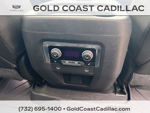 Used 2021 Chevrolet Suburban High Country w/ Premium Package image 11