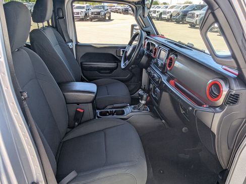 Used 2021 Jeep Wrangler Unlimited Sport AWD/4WD image 25