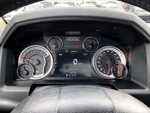 Used 2015 RAM 1500 Outdoorsman w/ Pittsburgh Penguins Edition AWD/4WD image 17