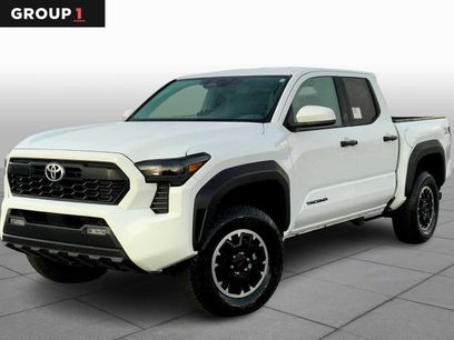 Used 2025 Toyota Tacoma SR5