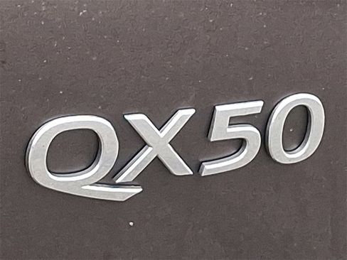 Used 2019 INFINITI QX50 Essential w/ Premium Heat Package image 30