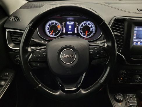 Used 2020 Jeep Cherokee Latitude Plus image 22