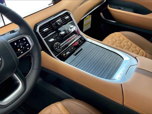 New 2026 Nissan Armada Platinum Reserve AWD/4WD image 6