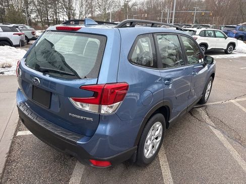 Used 2023 Subaru Forester image 2