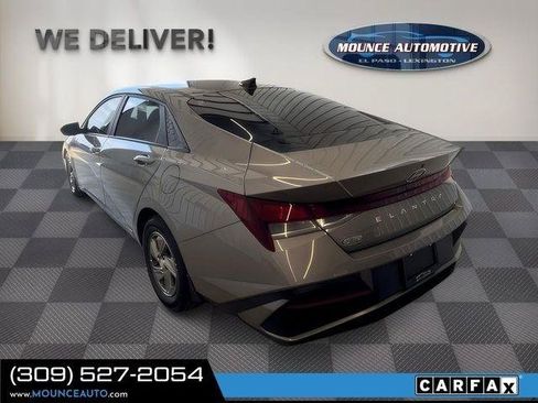 Used 2024 Hyundai Elantra SE FWD image 13