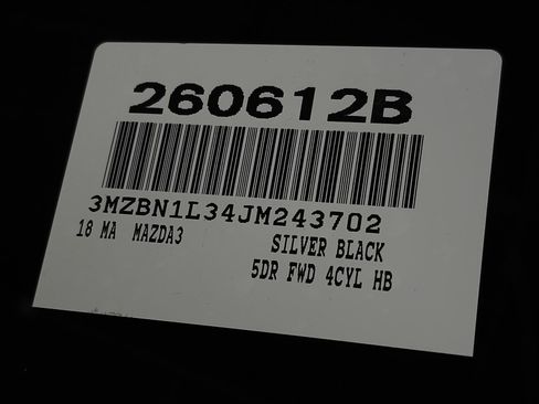 Used 2018 MAZDA MAZDA3 Touring FWD image 23