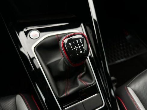 Used 2024 Volkswagen GTI Autobahn FWD image 21