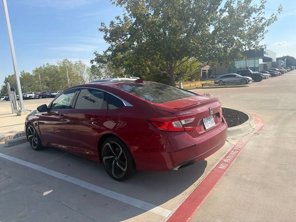 Used 2019 Honda Accord Sport image 12