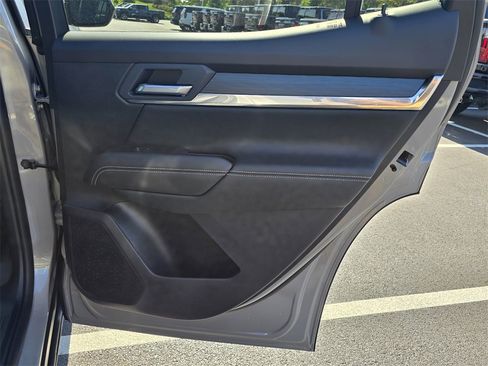 New 2026 GMC Terrain Elevation w/ Elevation Premium Package image 30