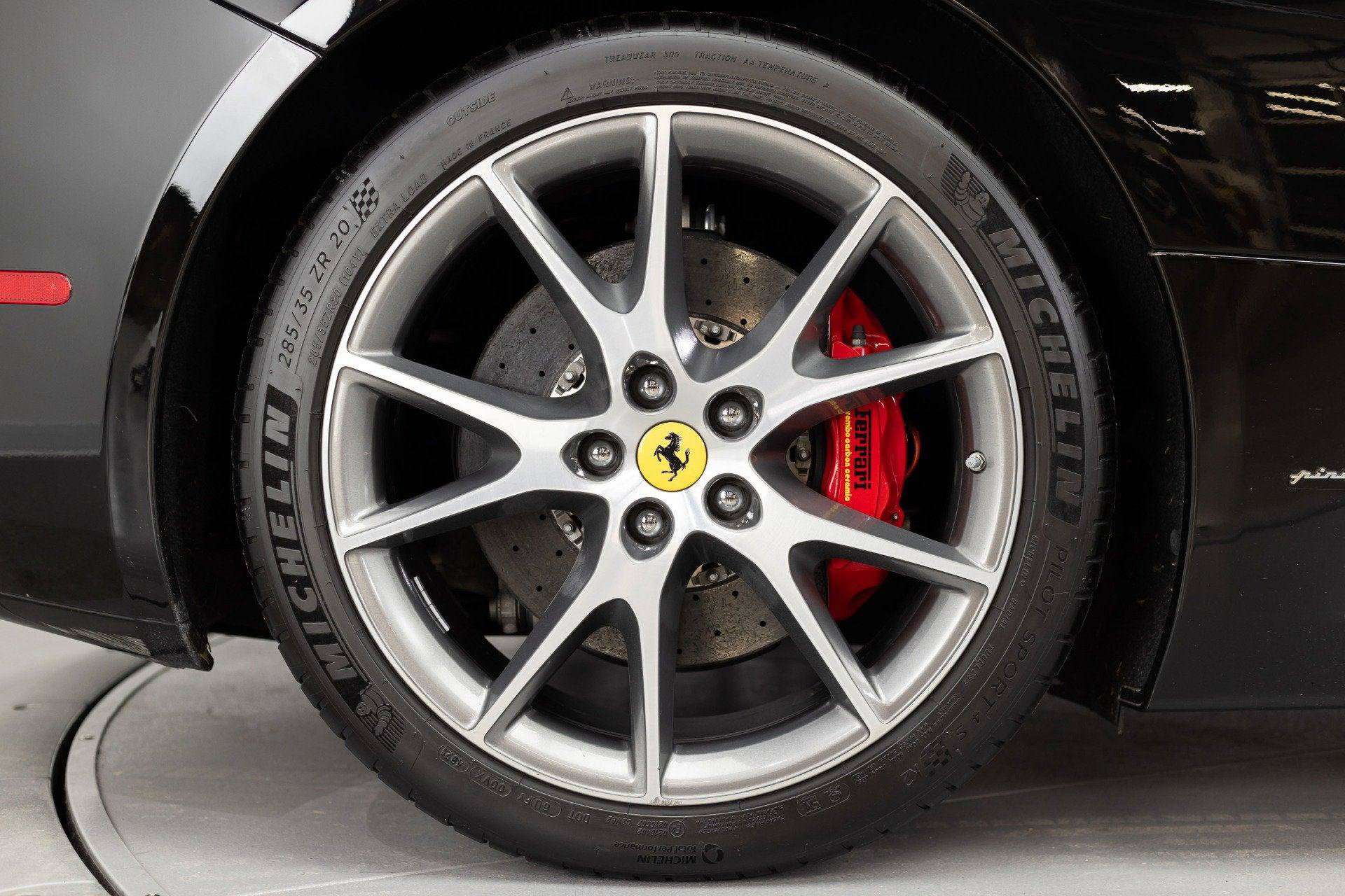 Used 2010 Ferrari California RWD image 47