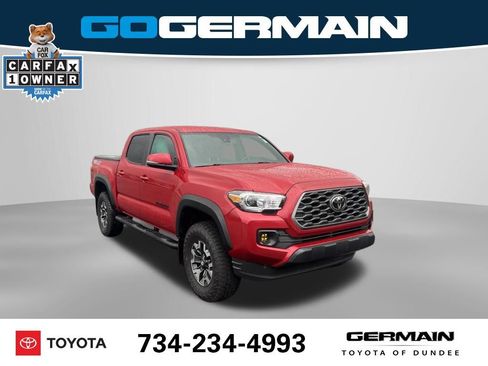 Used 2023 Toyota Tacoma TRD Off-Road w/ Technology Package AWD/4WD image 4